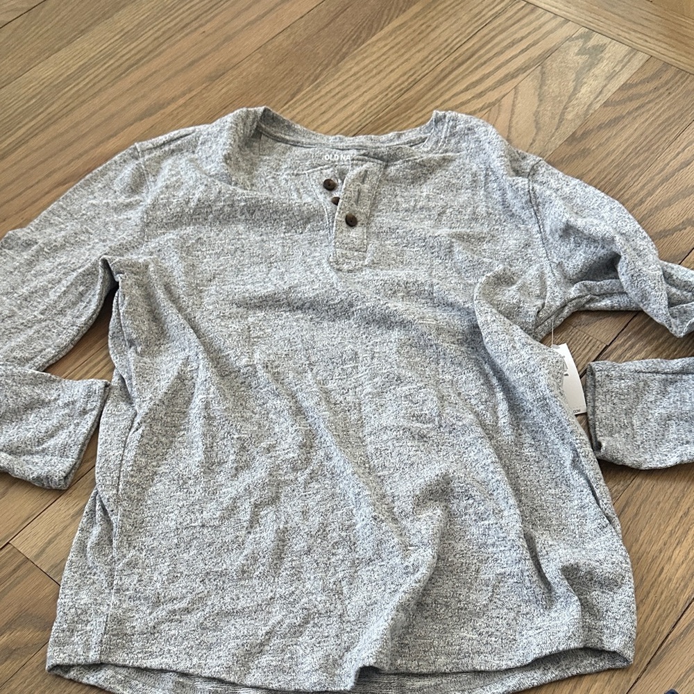 NWT Old Navy Heather Gray Knit Top